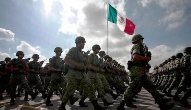 Ejercito marchando